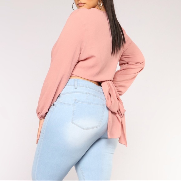 🌸 Pink Crepe Wrap Blouse 🌷 - Picture 4 of 7